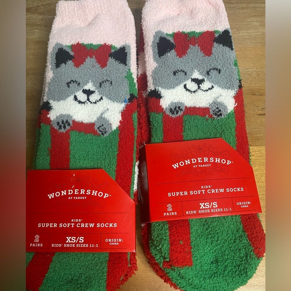 NWT Girl’s Christmas Cat Soft Socks 4 Pairs Stocking Stuffers Holiday